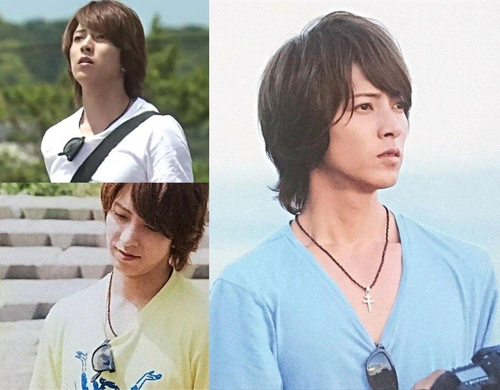 山下智久さんが月9『SUMMER NUDE』の場面写真でRay-BanのRB4105を胸元に掛けたカットと着用カットを合わせた3カット